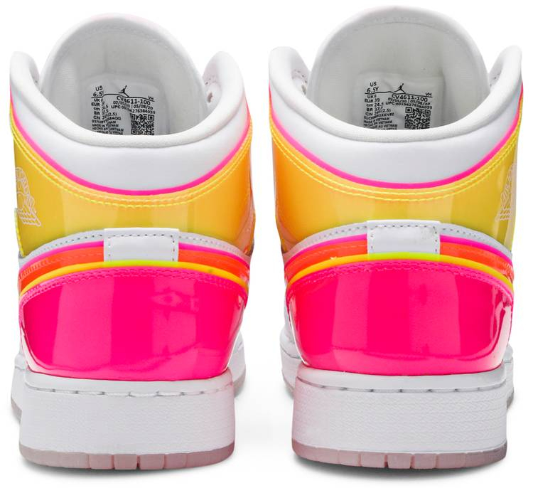 Wmns Air Jordan 1 Mid SE Edge Glow CV4611-100