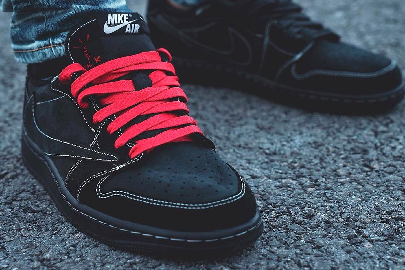 Travis Scott x Air Jordan 1 Low OG SP Black Phantom DM7866-001