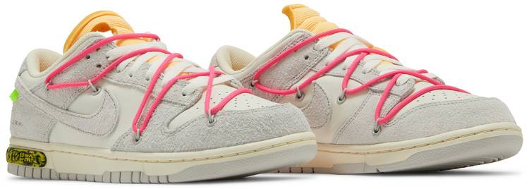 Off-White x Dunk Low Lot 17 of 50 DJ0950-117