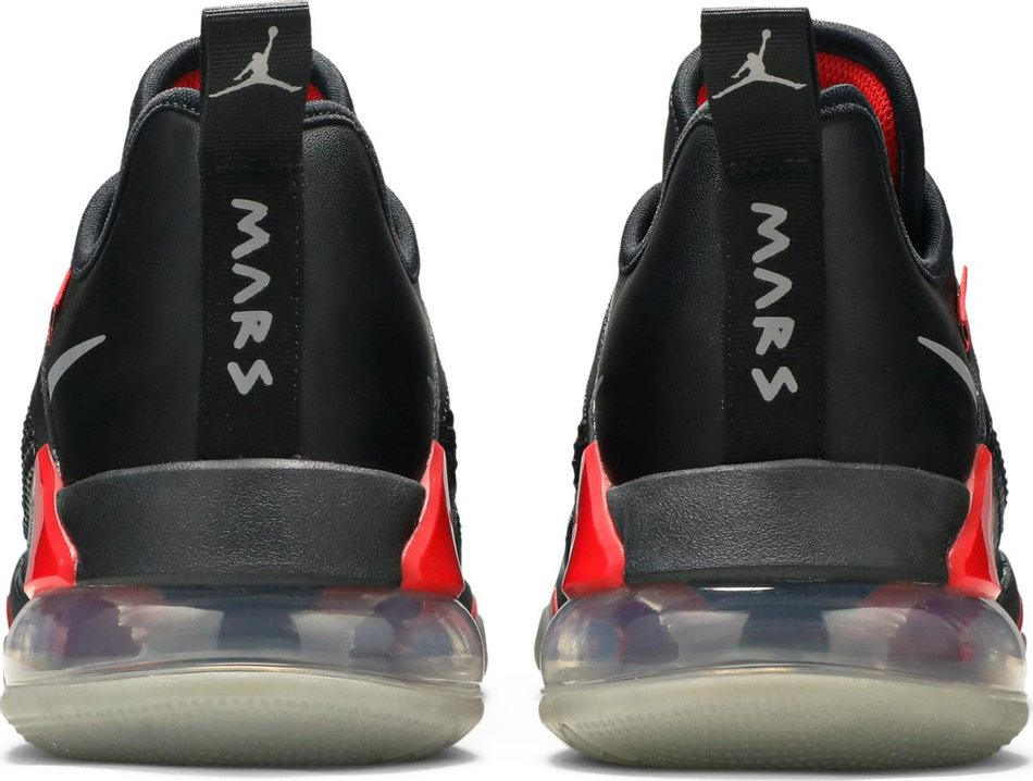 Jordan Mars 270 Low 'Bred' CK1196-001