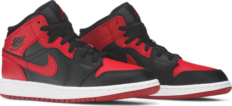 Air Jordan 1 Mid GS Banned 554725-074