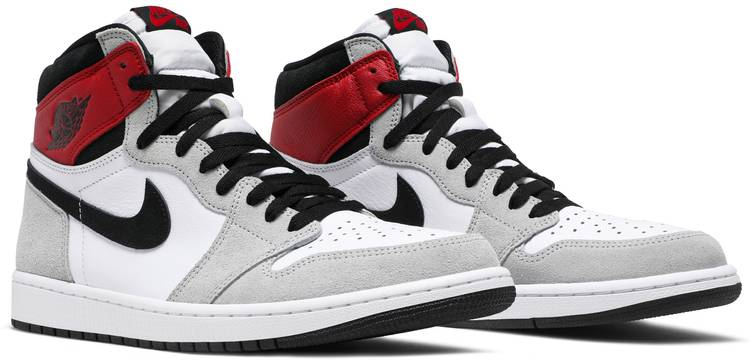 Air Jordan 1 Retro High OG Smoke Grey 555088-126