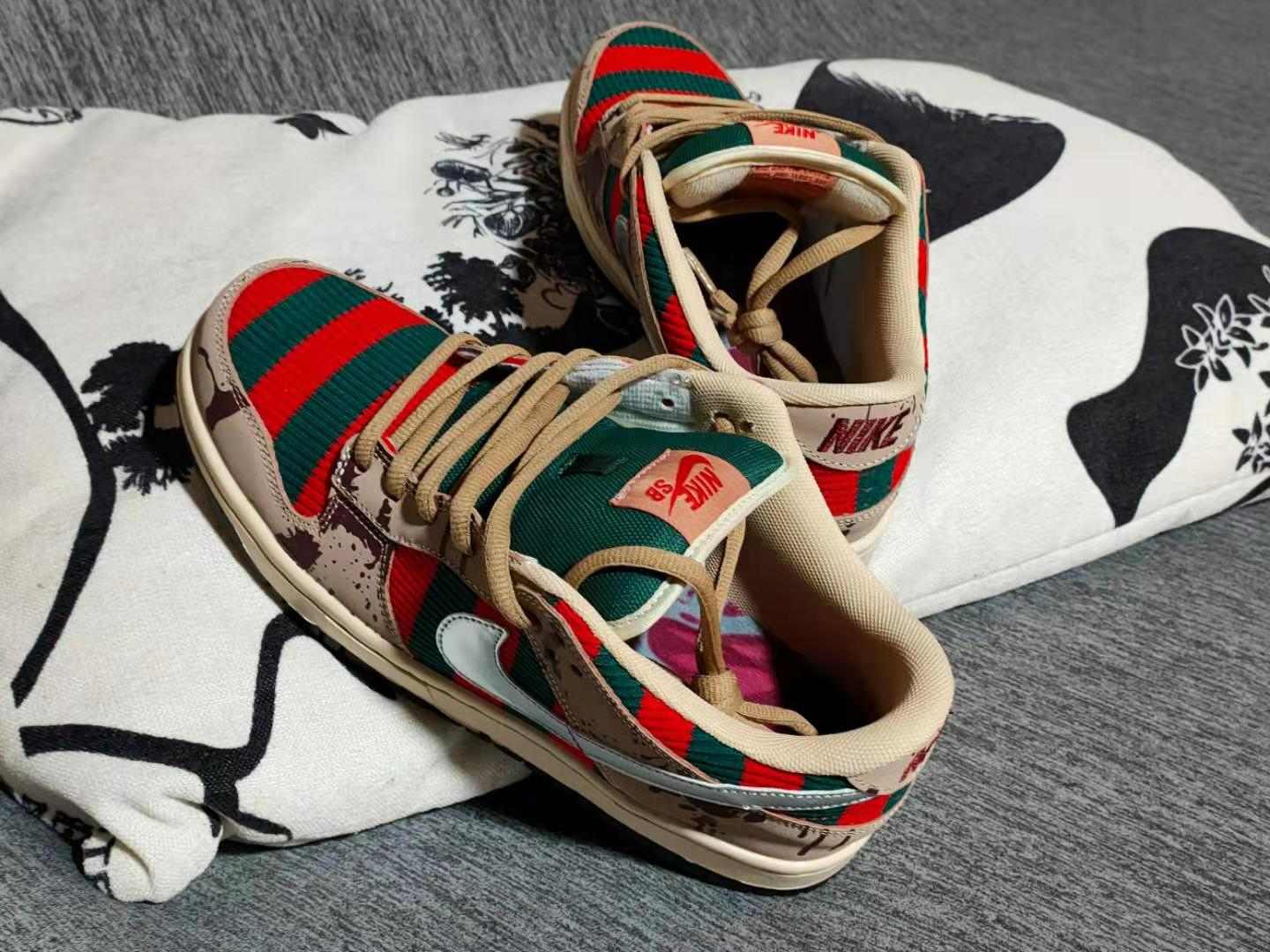Dunk Low Pro SB Freddy Krueger 313170-202