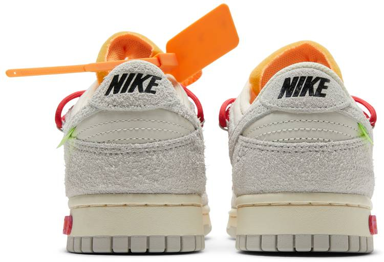 Off-White x Dunk Low Lot 40 of 50 DJ0950-103
