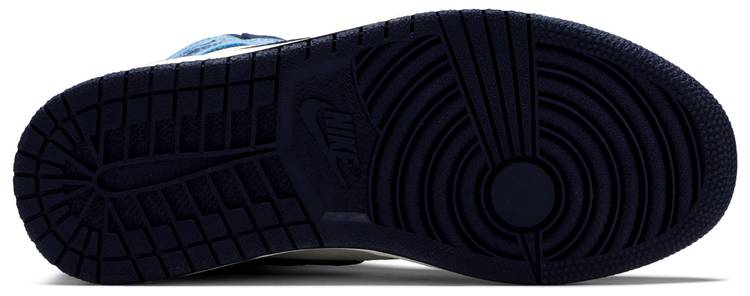Air Jordan 1 Retro High OG Obsidian 555088-140