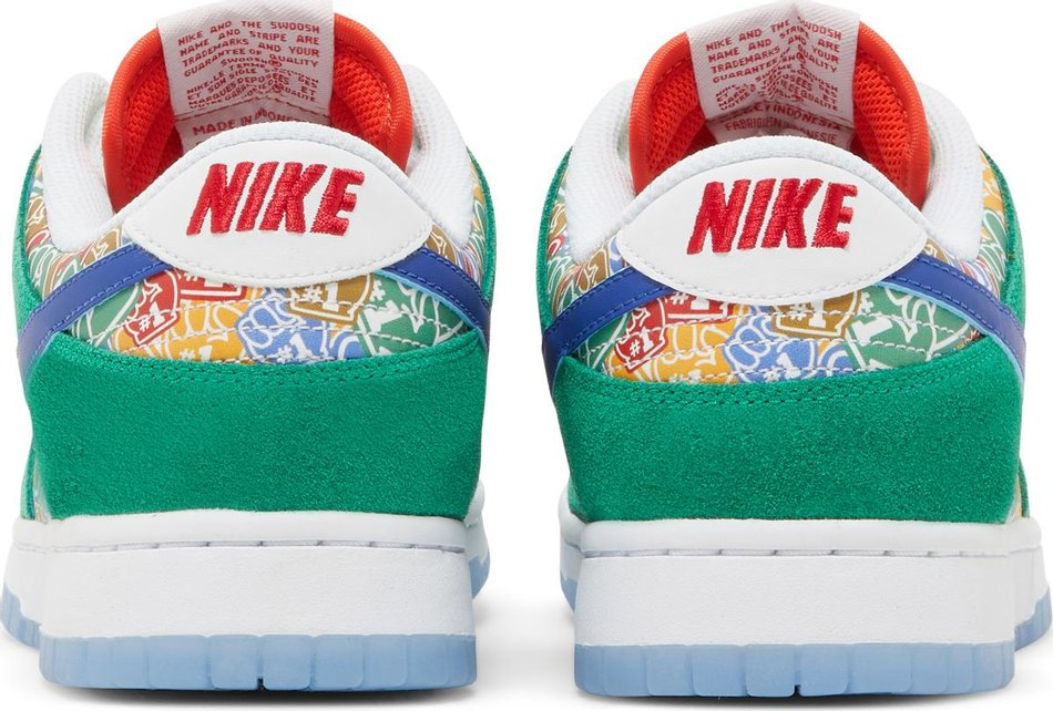 Dunk Low Foam Finger DZ5184-300