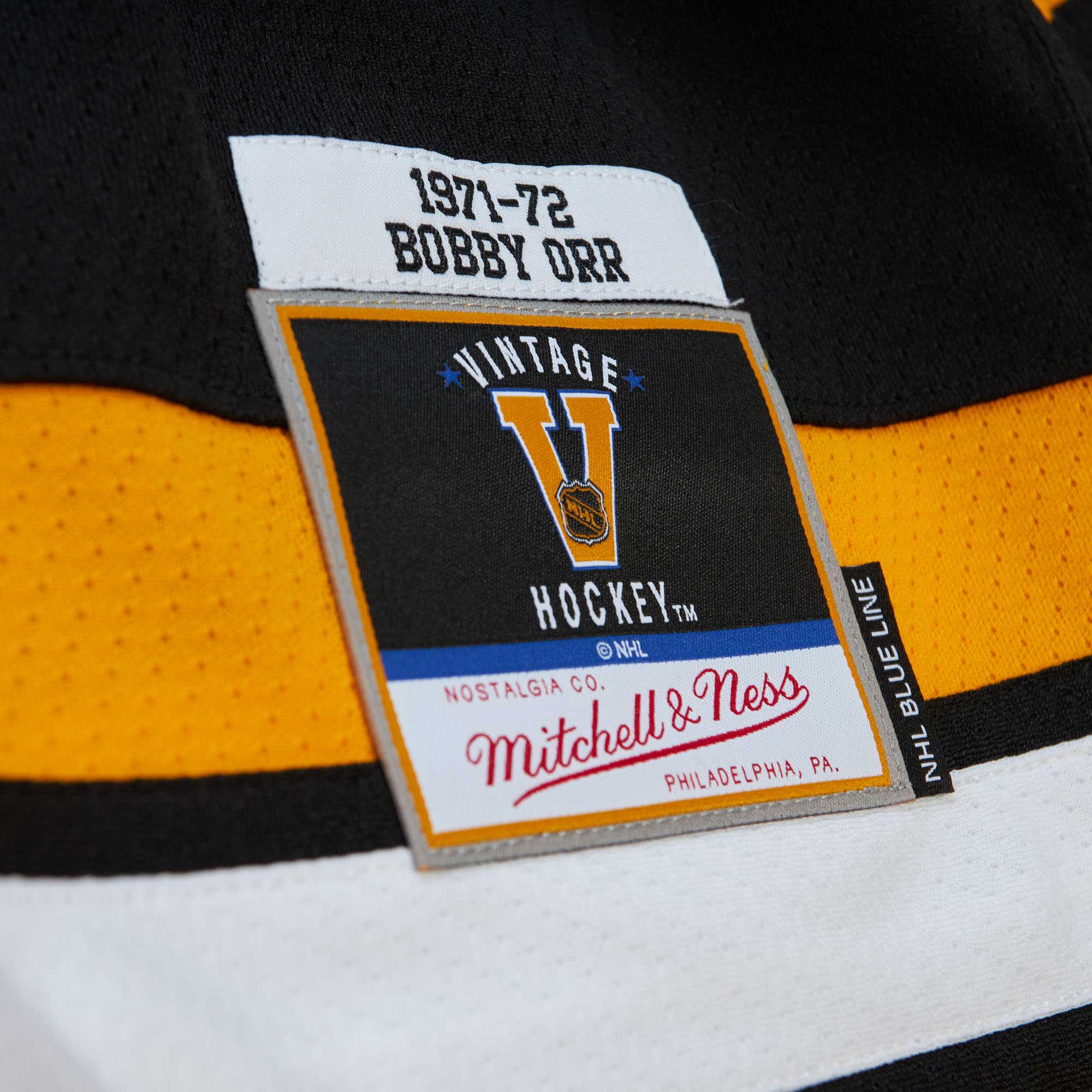 Boston Bruins Bobby Orr Mitchell Ness Black 1971/72 Blue Line Player NHL Jersey Men's