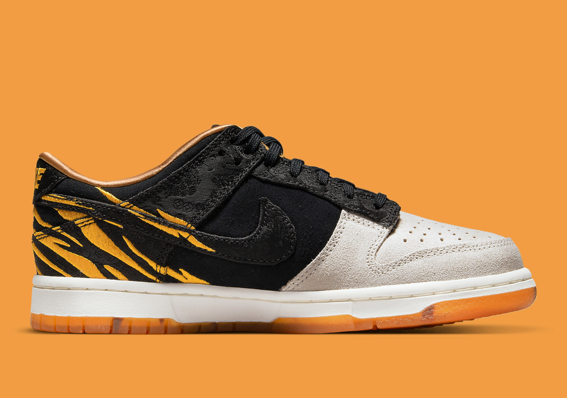 Dunk Low GS God Of Wealth DQ5351-001