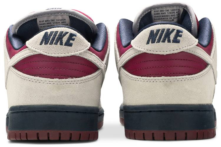 Dunk Low SB True Berry BQ6817-001