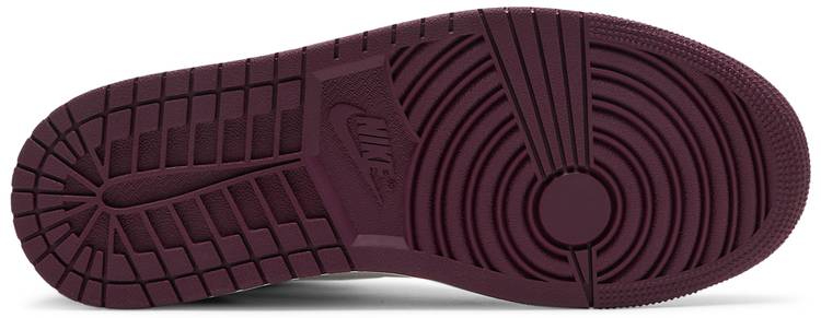 Air Jordan 1 Retro High OG Bordeaux 555088-611