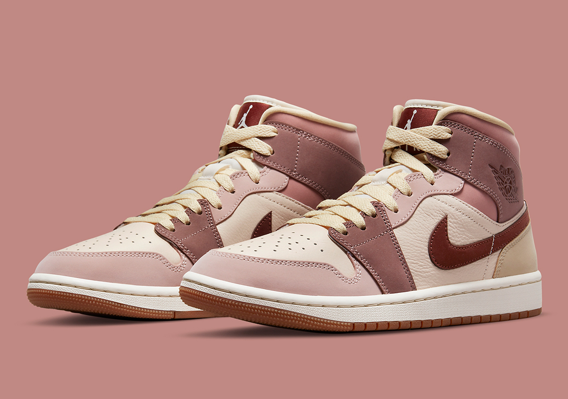 Wmns Air Jordan 1 Mid SE Dark Pony Smoky Mauve DO7440-821