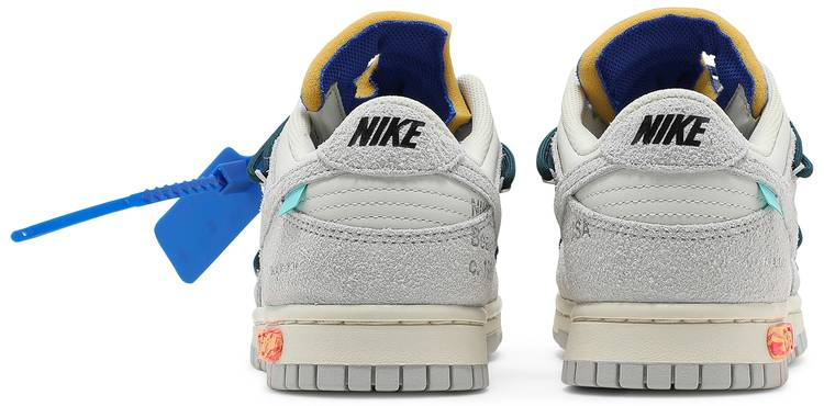 Off-White x Dunk Low Lot 16 of 50 DJ0950-111