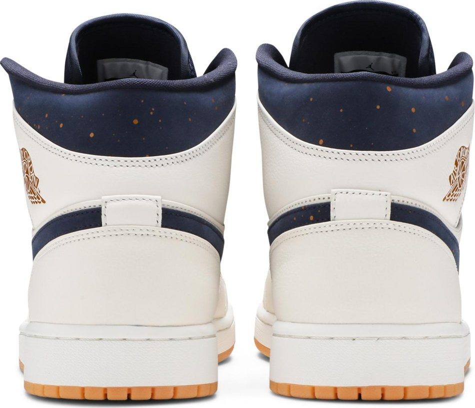 Air Jordan 1 Mid Jeter AH6342-104