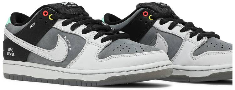 Dunk Low SB Camcorder CV1659-001
