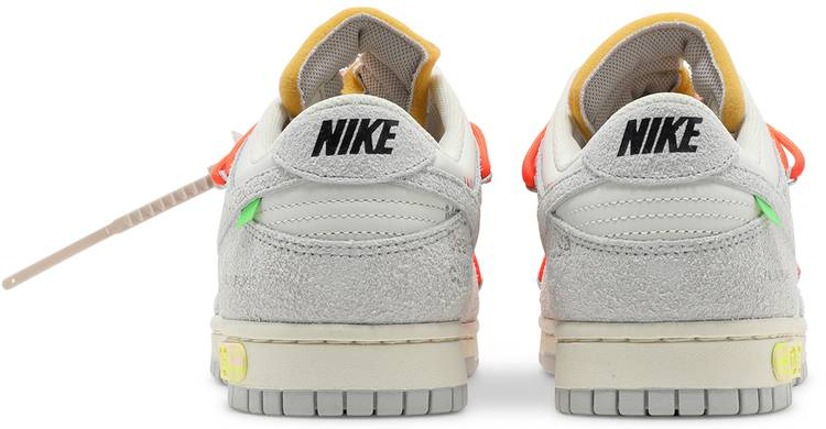 Off-White x Dunk Low Lot 11 of 50 DJ0950-108