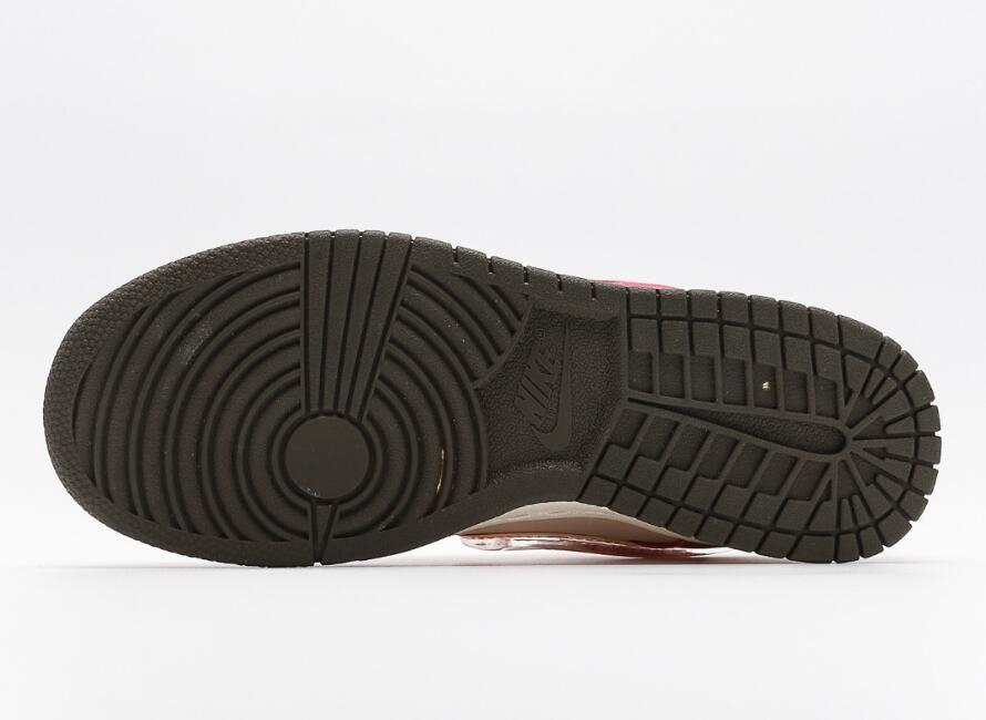 Social Status x Dunk Low GS Strawberry Milk DM3349-600