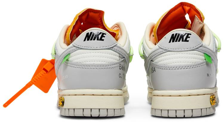Off-White x Dunk Low Lot 43 of 50 DM1602-128