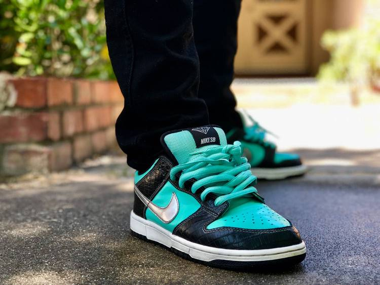 Diamond Supply Co. x Dunk Low Pro SB Tiffany 304292-402