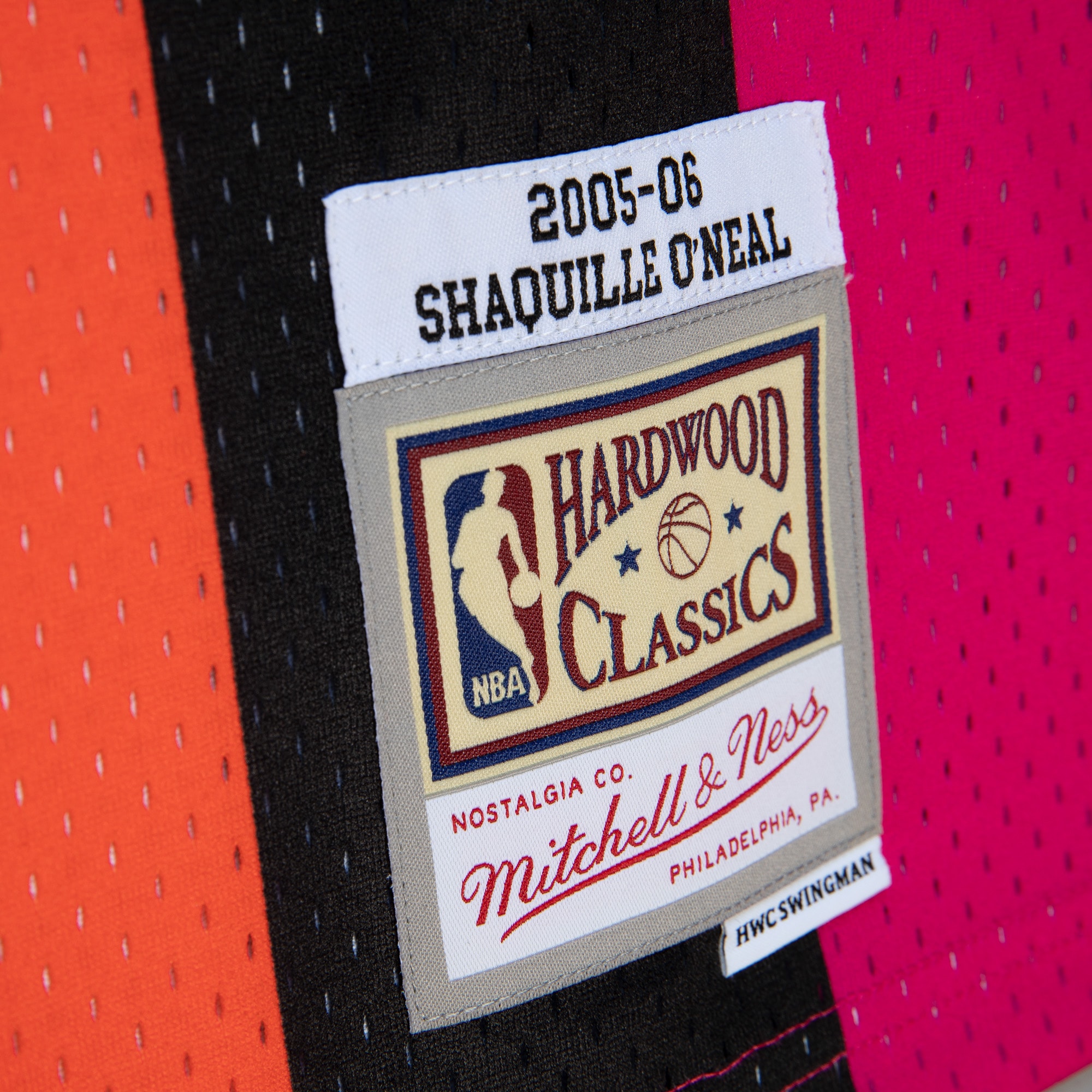 Mitchell Ness Shaquille O'Neal Pink/Black Miami Heat 2005/06 Hardwood Classics Fadeaway Swingman Player NBA Jersey Men's