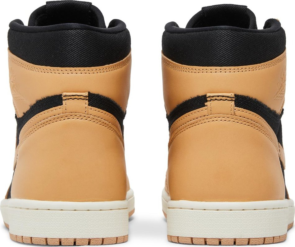 Air Jordan 1 Retro High OG Heirloom 555088-202