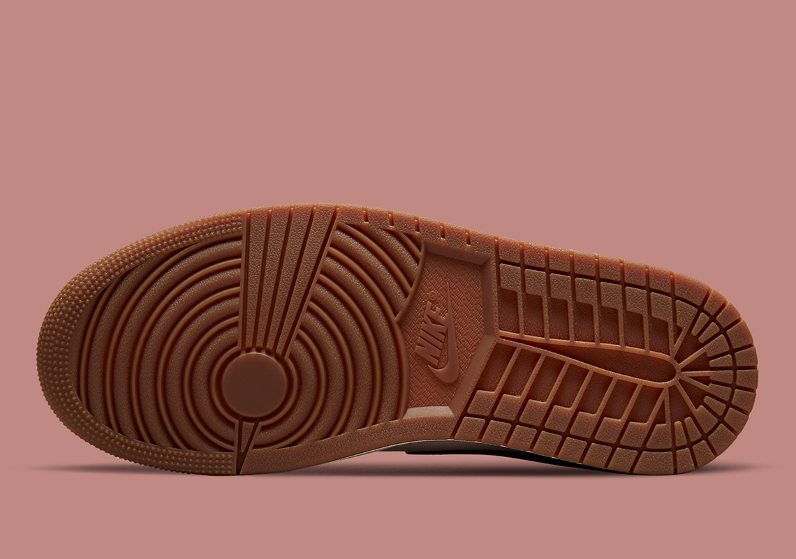 Wmns Air Jordan 1 Mid SE Dark Pony Smoky Mauve DO7440-821