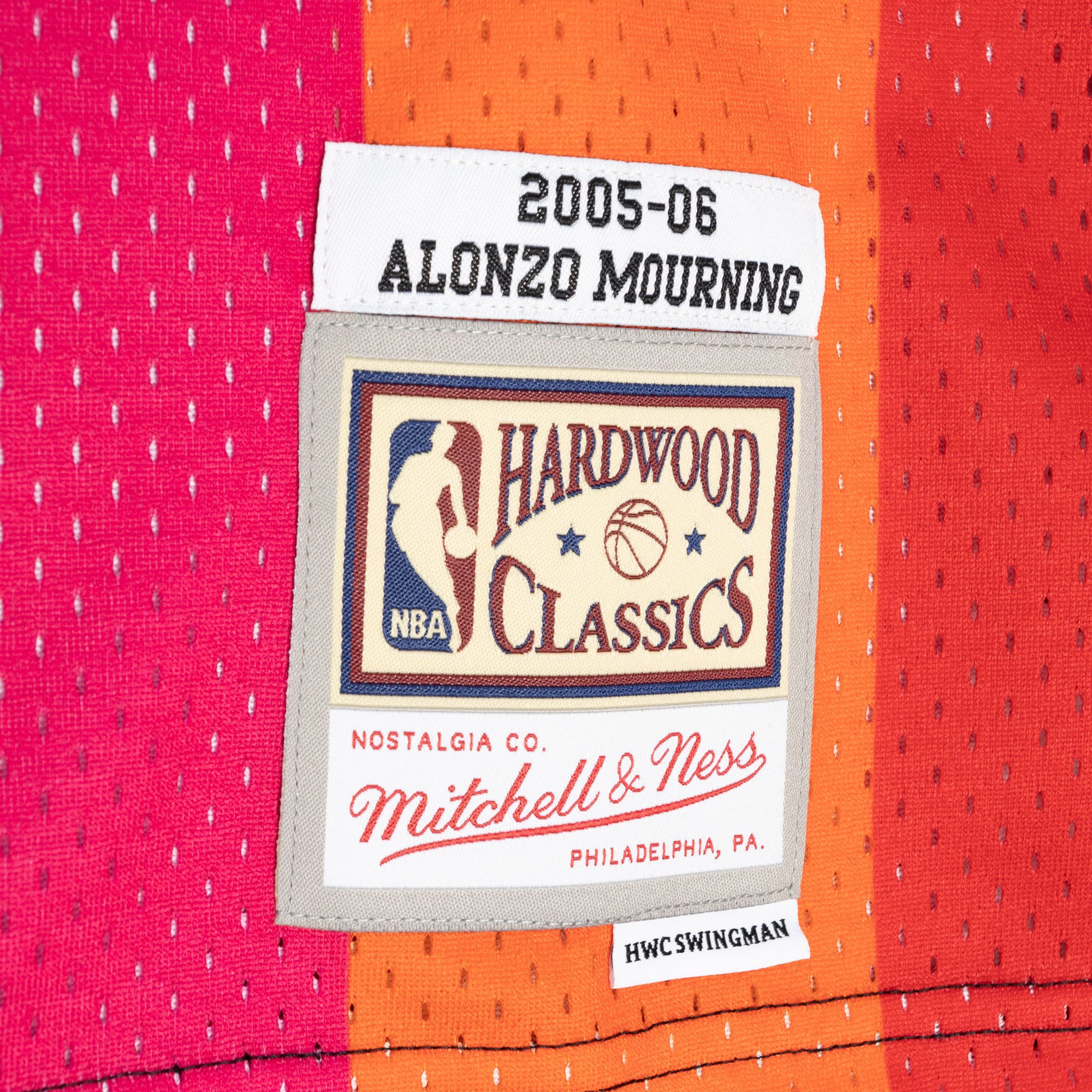 Mitchell Ness Alonzo Mourning Black/Red Miami Heat Hardwood Classics 2005/06 Split Swingman NBA Jersey Men's