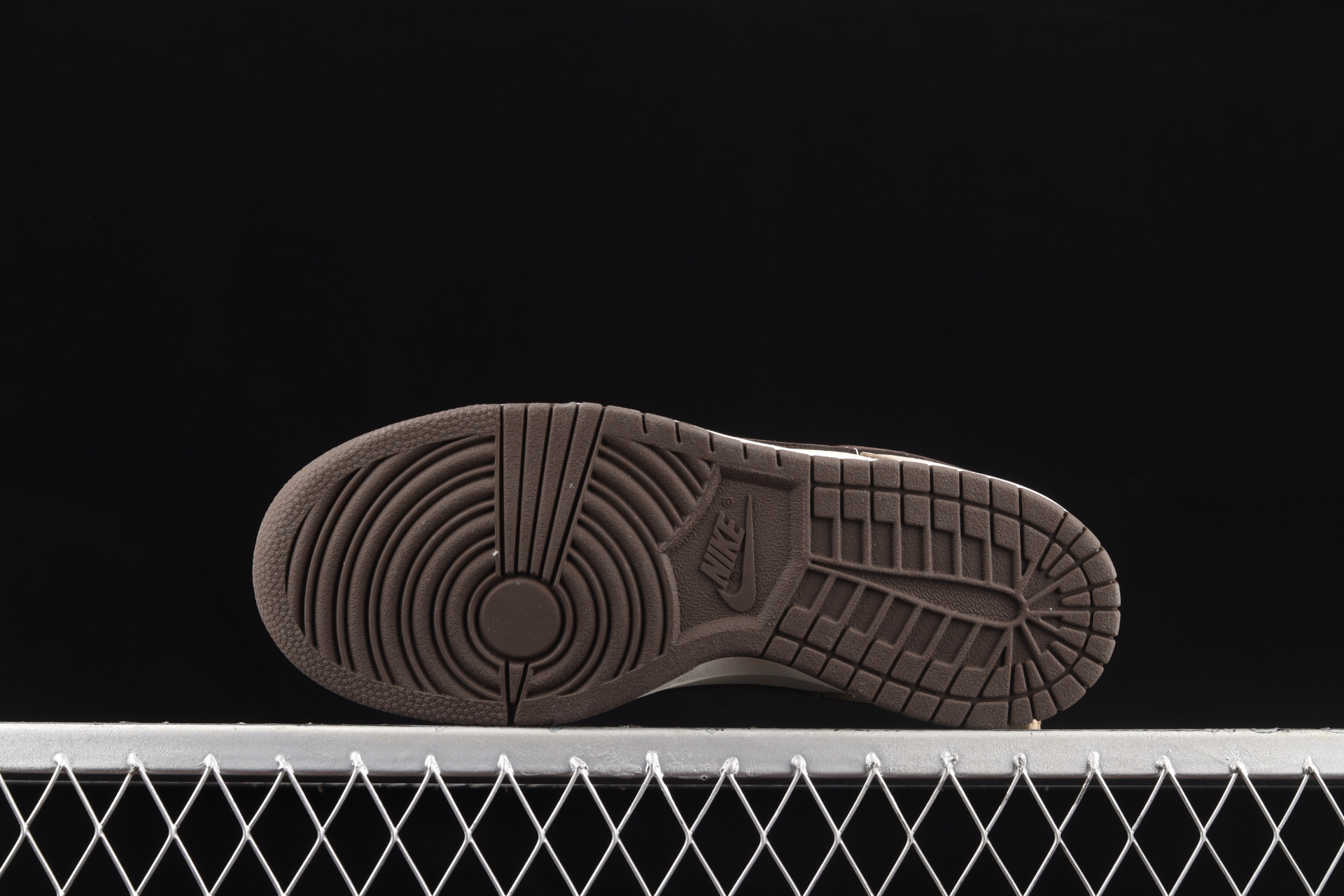 Otomo Katsuhiro x Dunk Low Steamboy OST LF0039-002