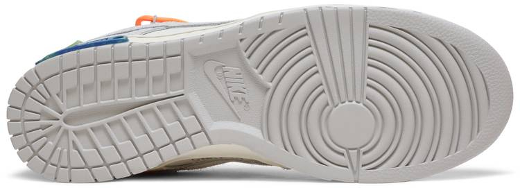 Off-White x Dunk Low Lot 31 of 50 DJ0950-116