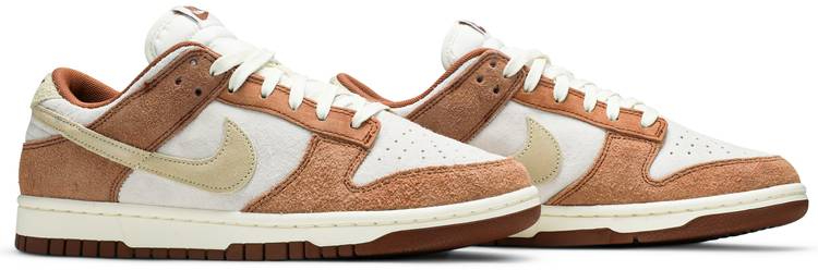 Dunk Low Premium Medium Curry DD1390-100
