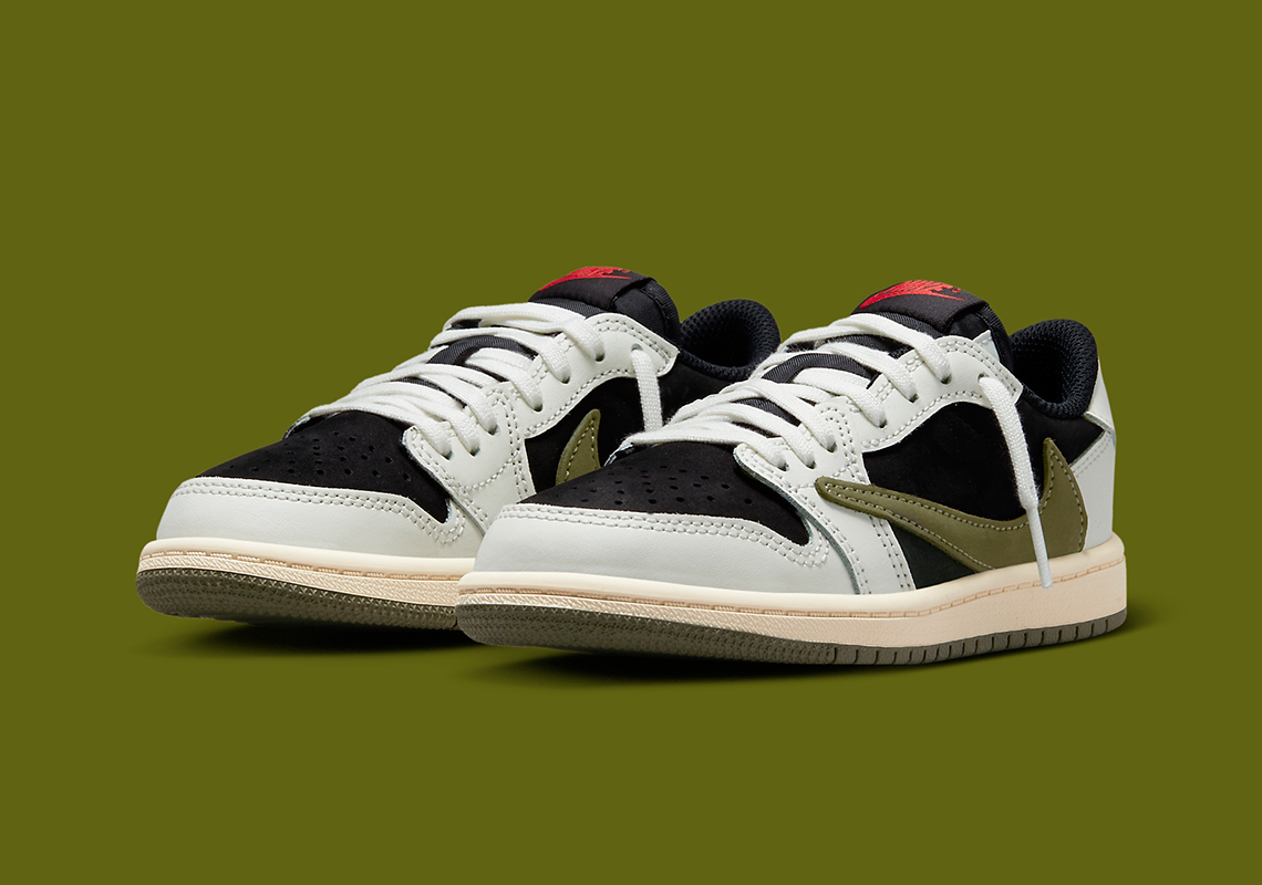 Travis Scott x Wmns Air Jordan 1 Low OG Olive DZ4137-106