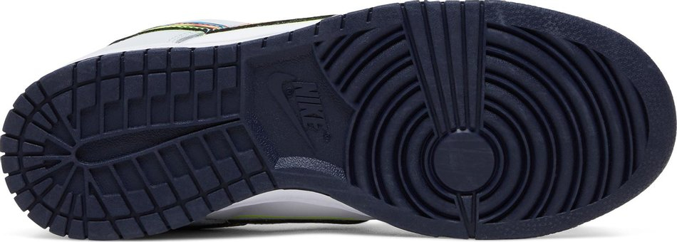 Dunk Low 3D Swoosh DV6482-100