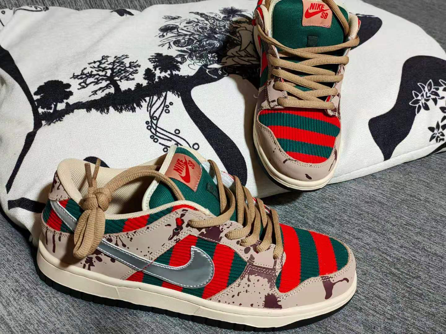 Dunk Low Pro SB Freddy Krueger 313170-202