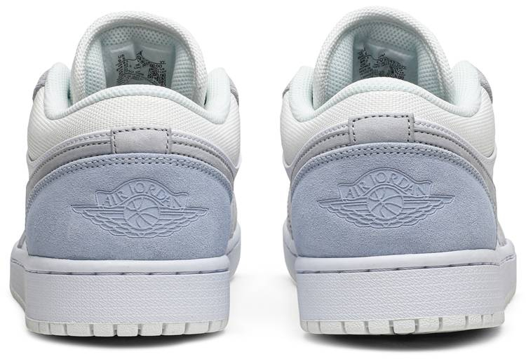 Air Jordan 1 Low Paris CV3043-100