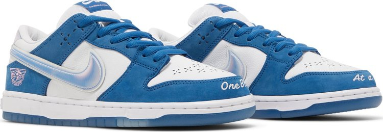Born x Raised x Dunk Low SB One Block at a Time FN7819-400