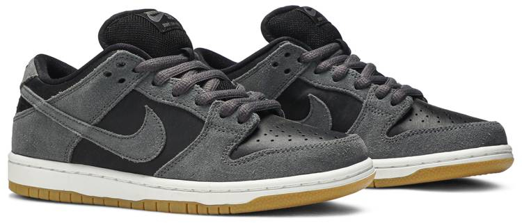 SB Dunk Low TRD Dark Grey AR0778-001