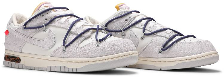 Off-White x Dunk Low Lot 18 of 50 DJ0950-112