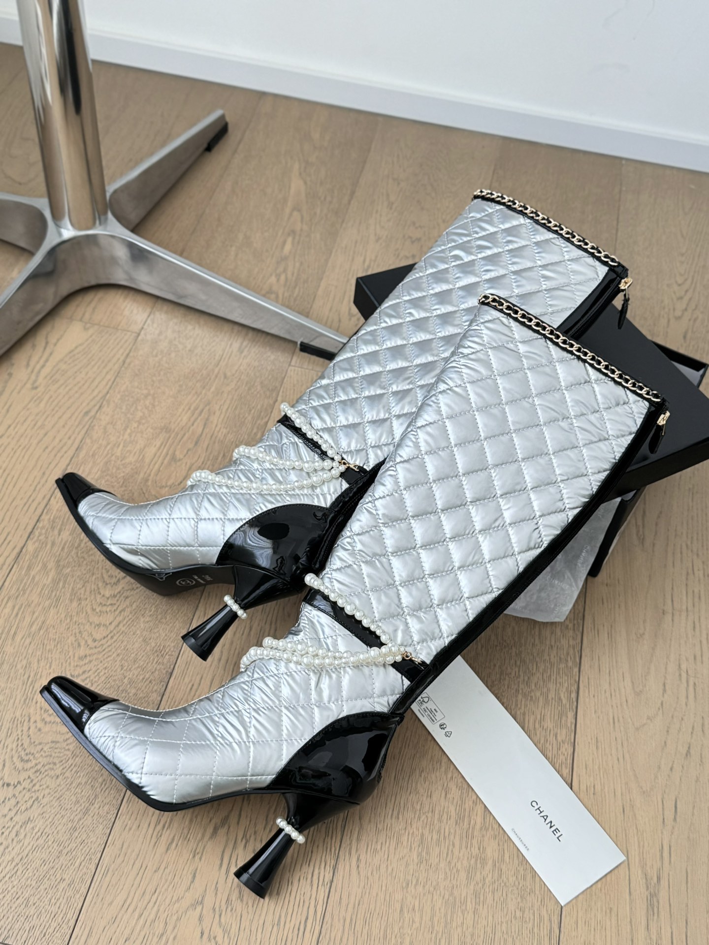 Chane* new autumn/winter boots-white