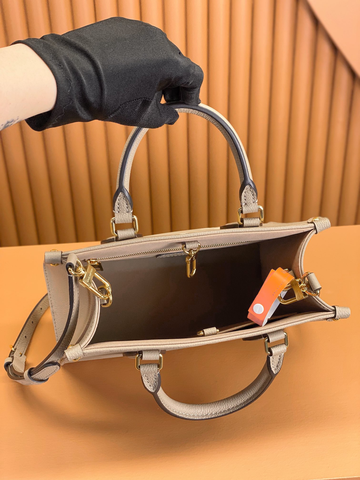 Louis Vuitton Onthego PM M45779 Dove Cream