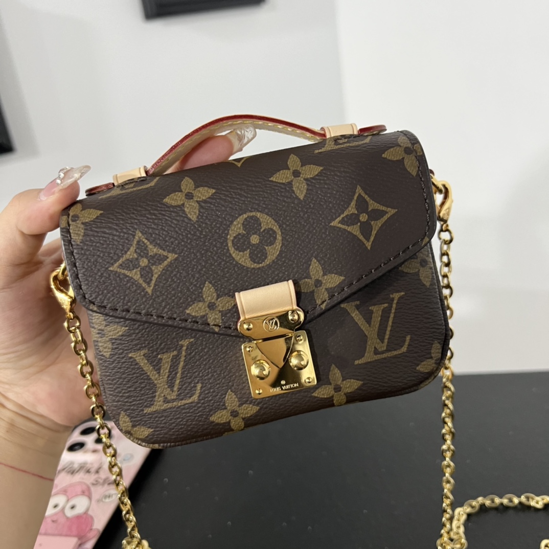 LV-M81267-Messenger Bag