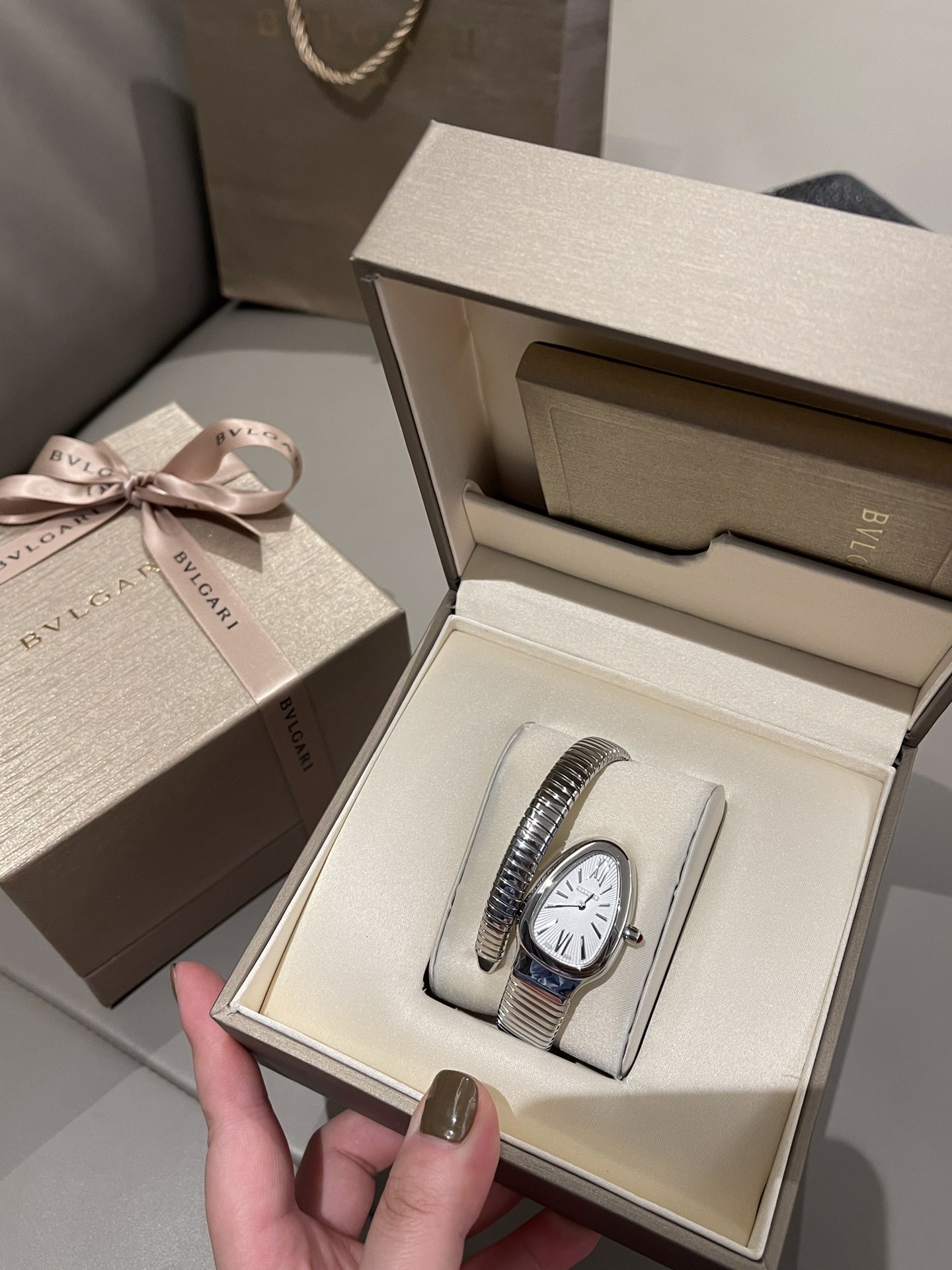 Serpenti Tubogas watch