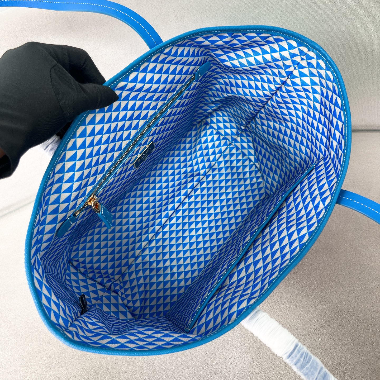 Prada Tote Bag 1BG552