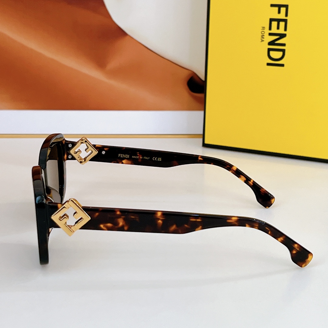 FENDI -MOD：FE40138I