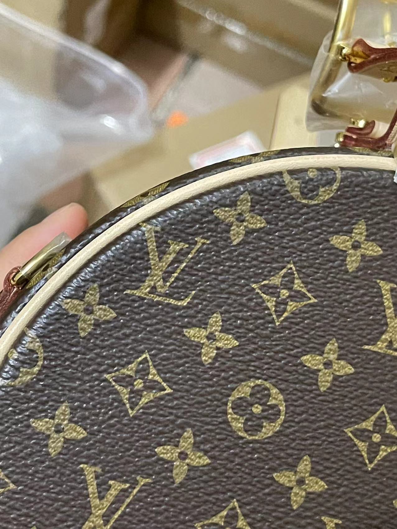 Louis Vuitton M43514 Petite Boite Chapeau Monogram