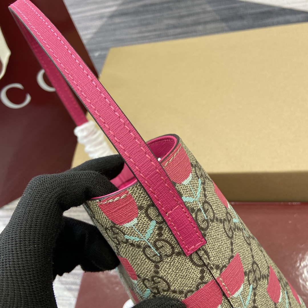 Gucci x Naon Jeong Kids' Bucket Bag