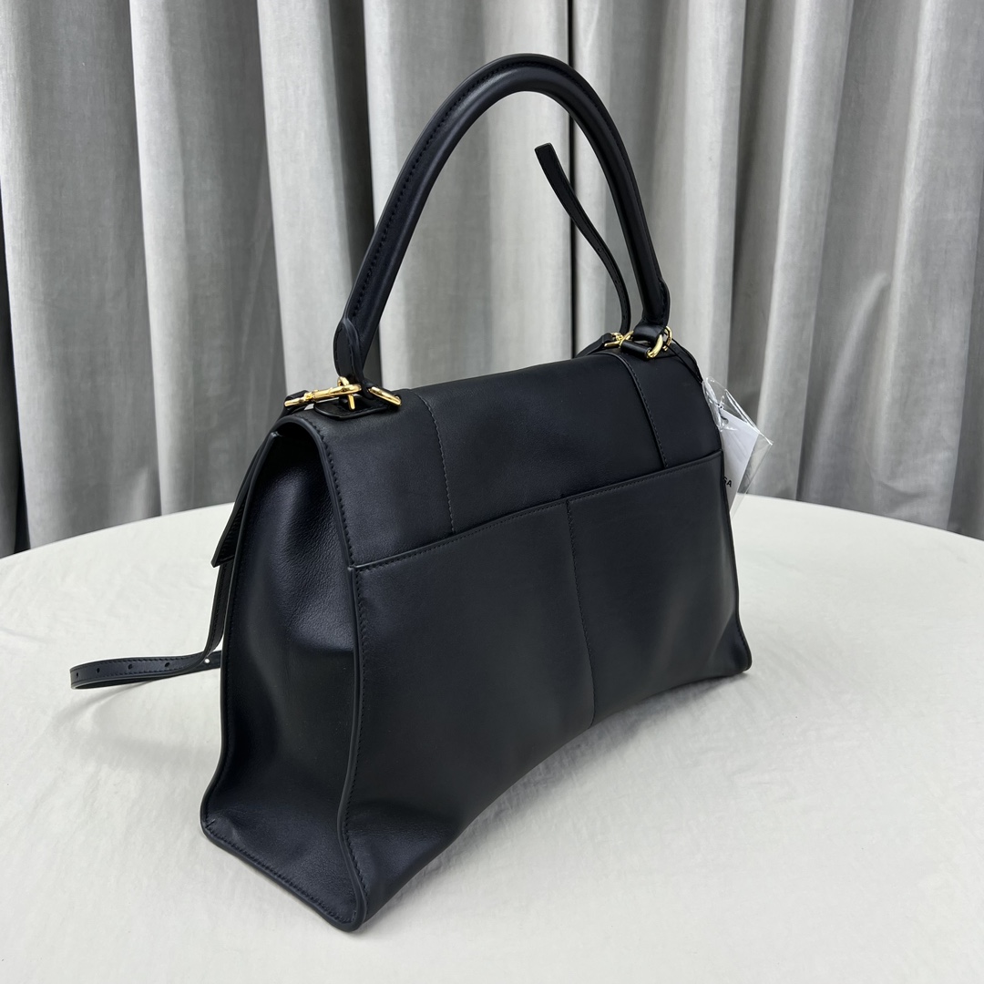 Balenciag-Hourglass-FAL25