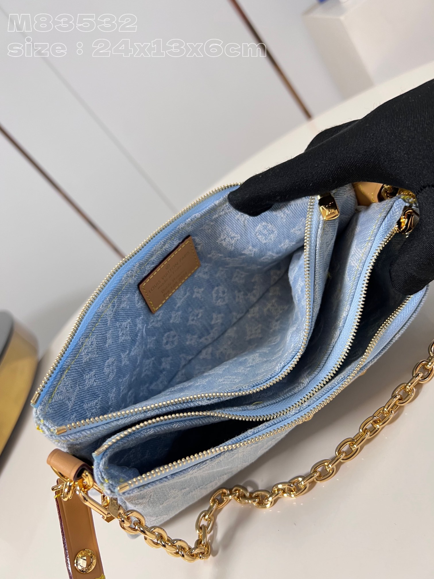 Louis Vuitton M83532 Liv Pochette Sky Blue