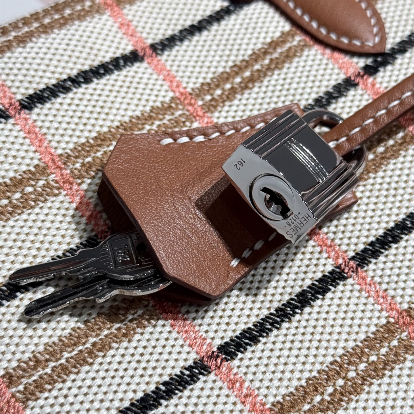 Hermès Shoulder Birkin 29