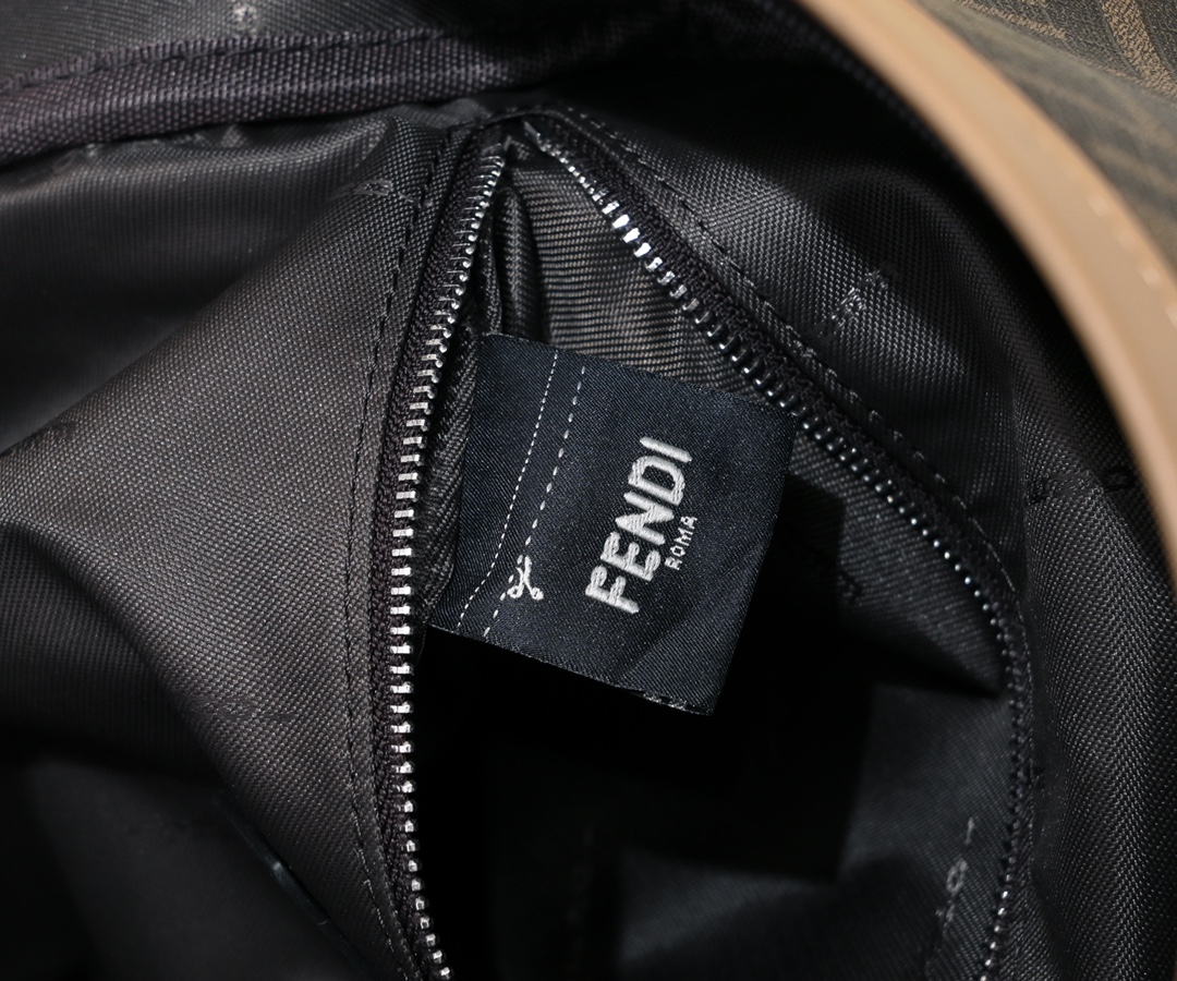 FENDI-Backpack