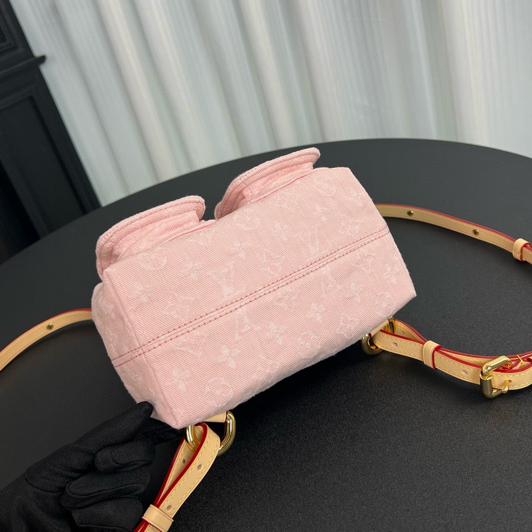 Louis Vuitton M13031 Venice Backpack