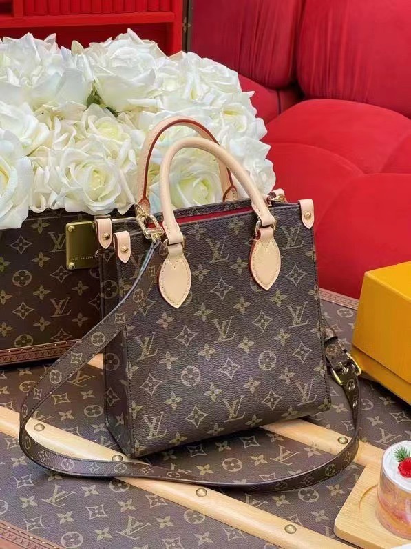 Louis Vuitton Monogram M46265 Sac Plat BB